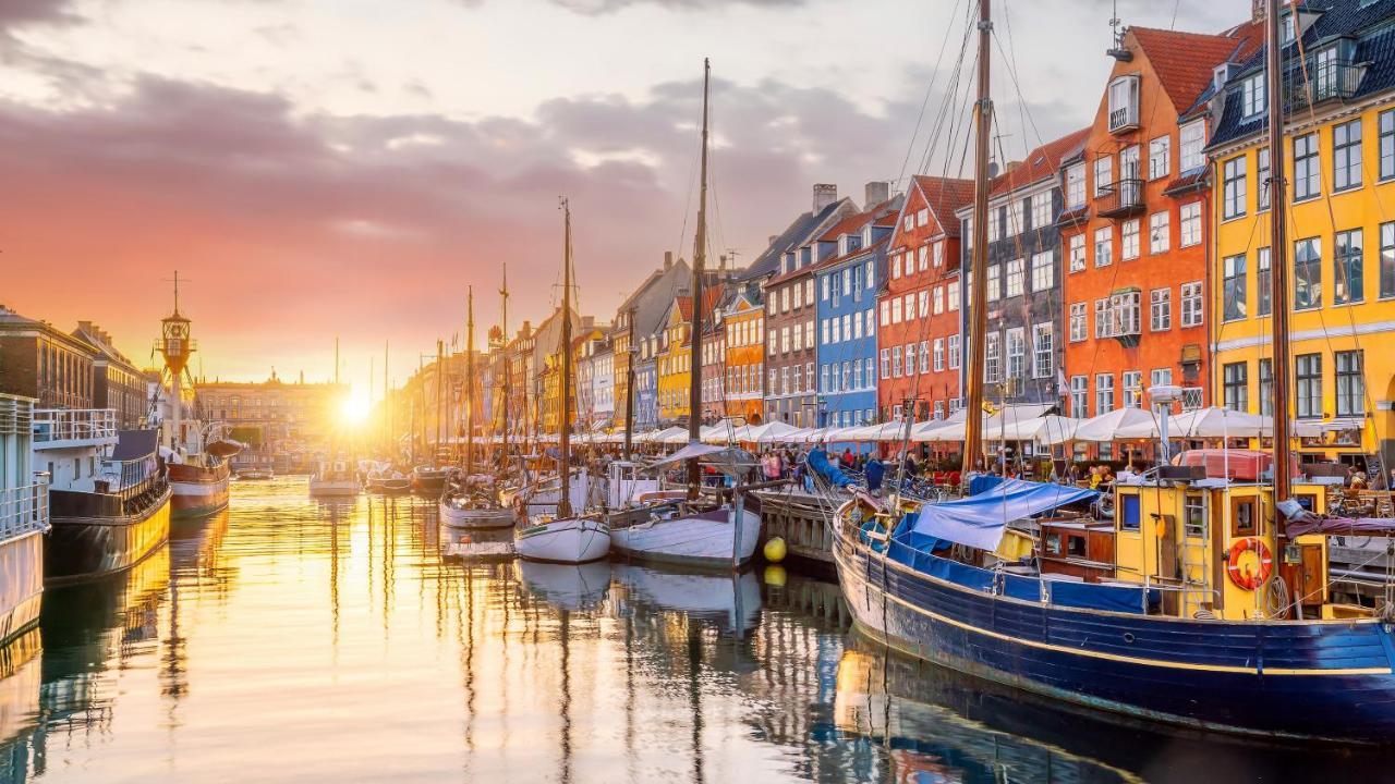 2Br In Vibrant & Colourful Nyhavn Copenhagen City Bagian luar foto